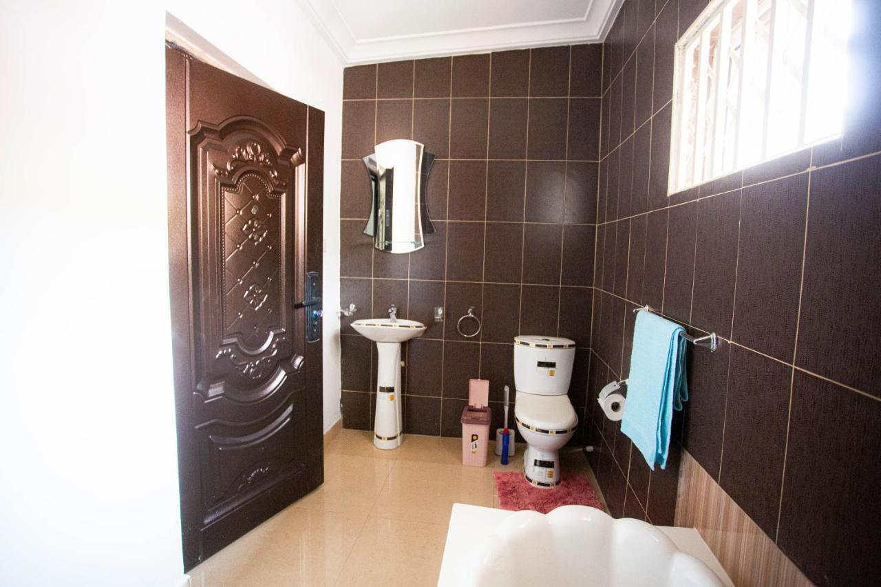 Accra Luxury Homes @ East Legon Extérieur photo